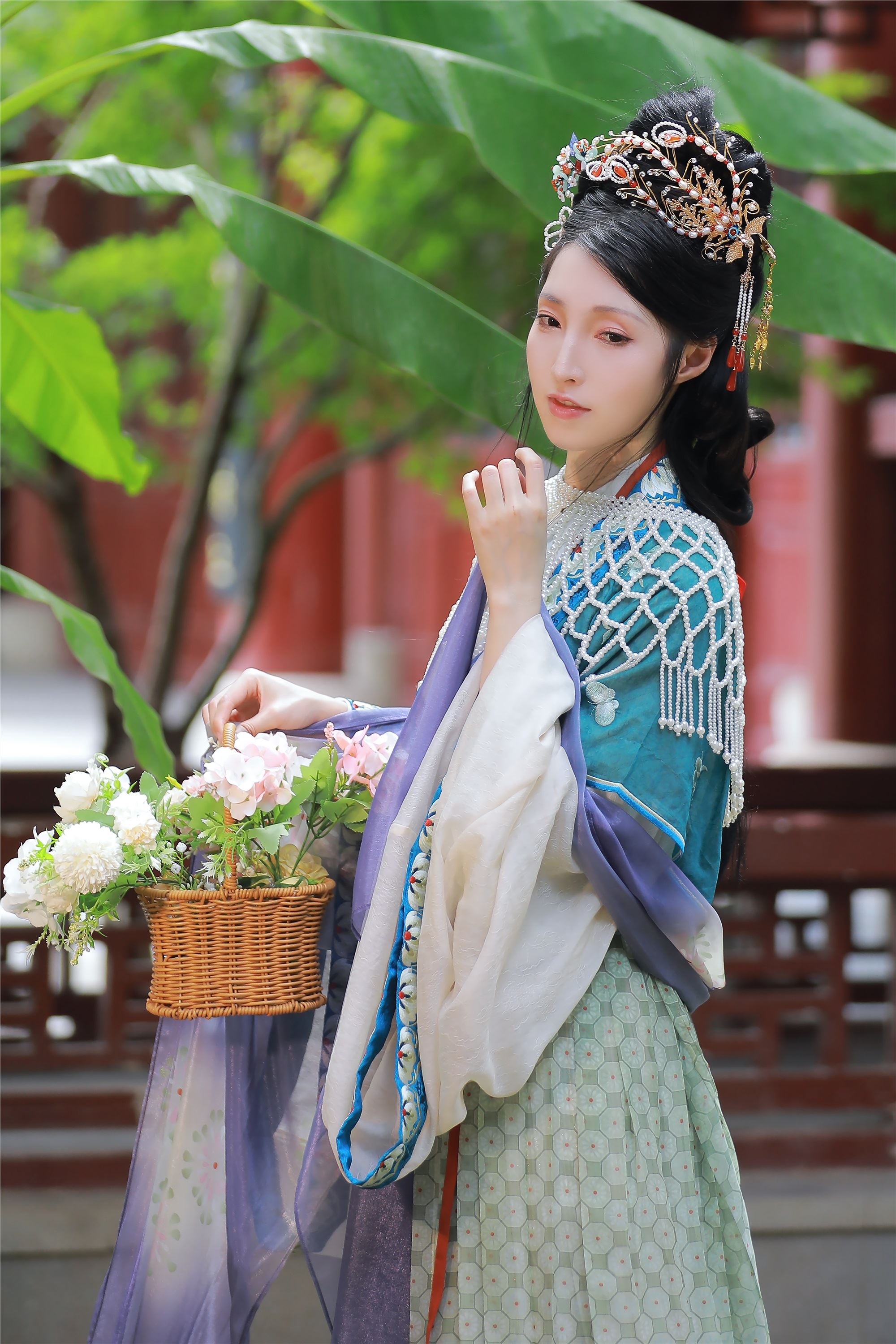 YITUYU艺图语 2025.01.30 秋风起 李猜